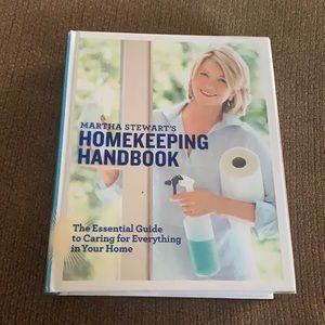Martha Stewart Homekeeping Handbook